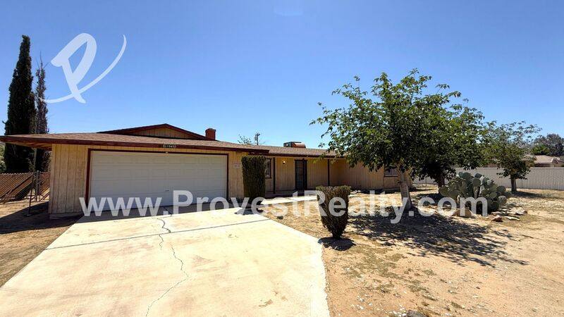 House for rent at 11045 Kiowa Rd, Apple Valley, CA 92308