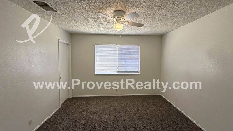 House for rent at 11045 Kiowa Rd, Apple Valley, CA 92308