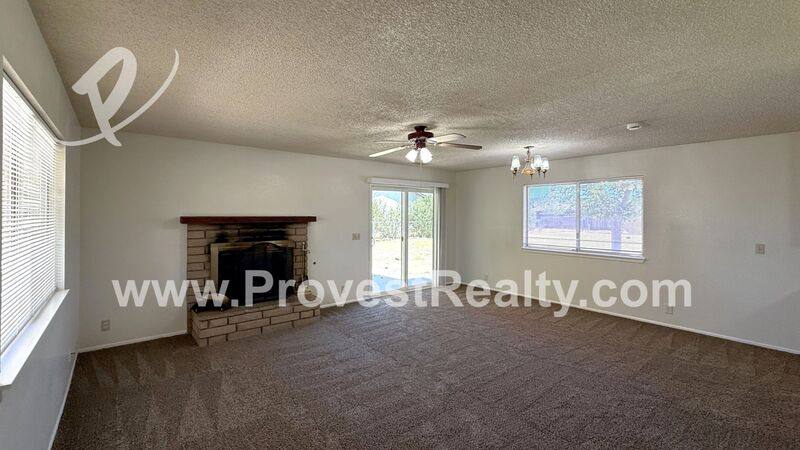 House for rent at 11045 Kiowa Rd, Apple Valley, CA 92308