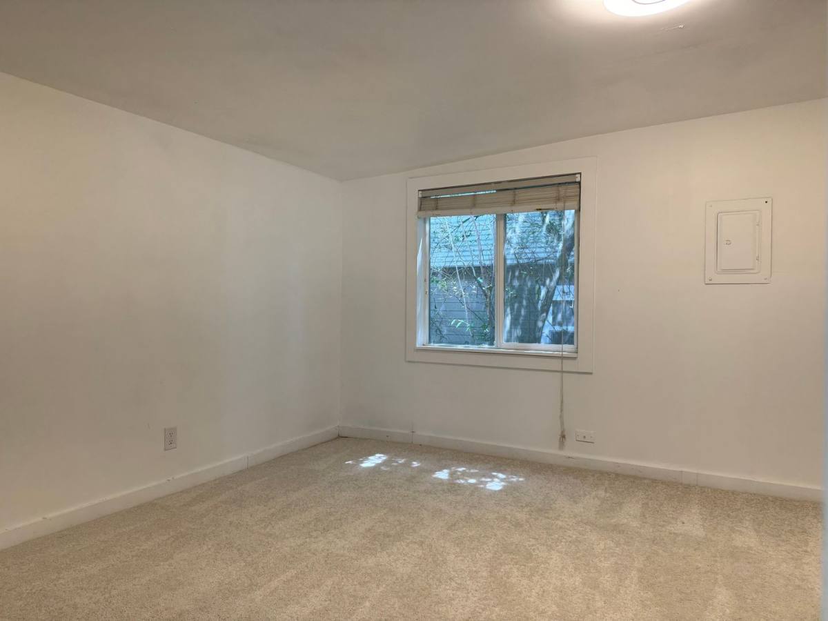House for rent at 5536 38th Ave NE, Seattle, WA 98105