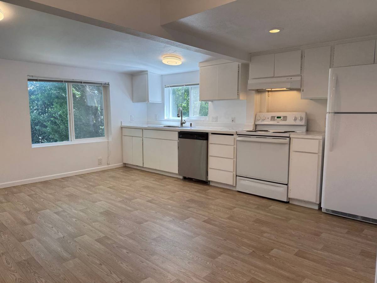 House for rent at 5536 38th Ave NE, Seattle, WA 98105