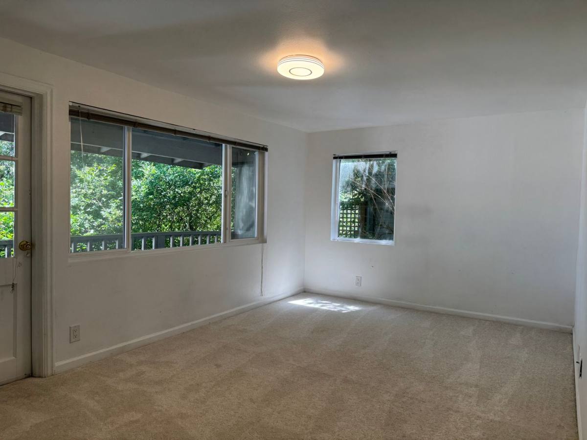 House for rent at 5536 38th Ave NE, Seattle, WA 98105