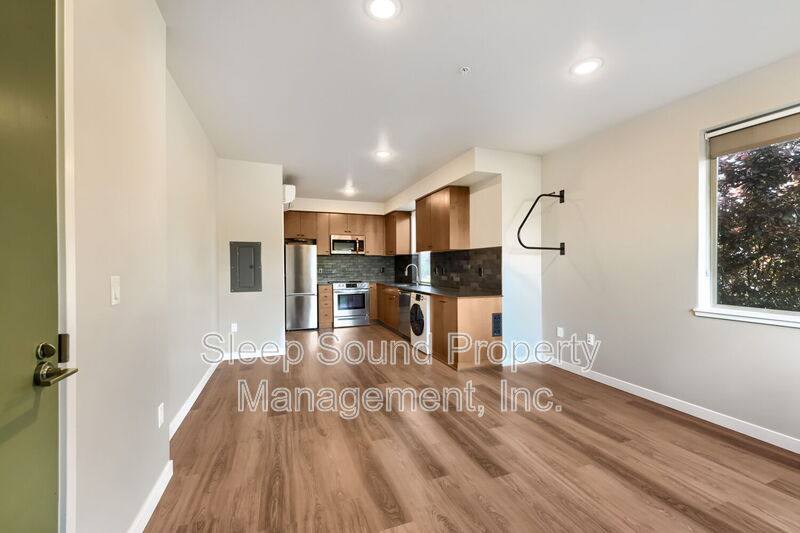 Apartment for rent at 6310 N Maryland Ave #201, Portland, OR 97217