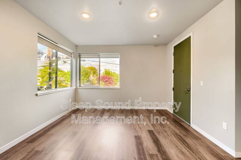 Apartment for rent at 6310 N Maryland Ave #201, Portland, OR 97217