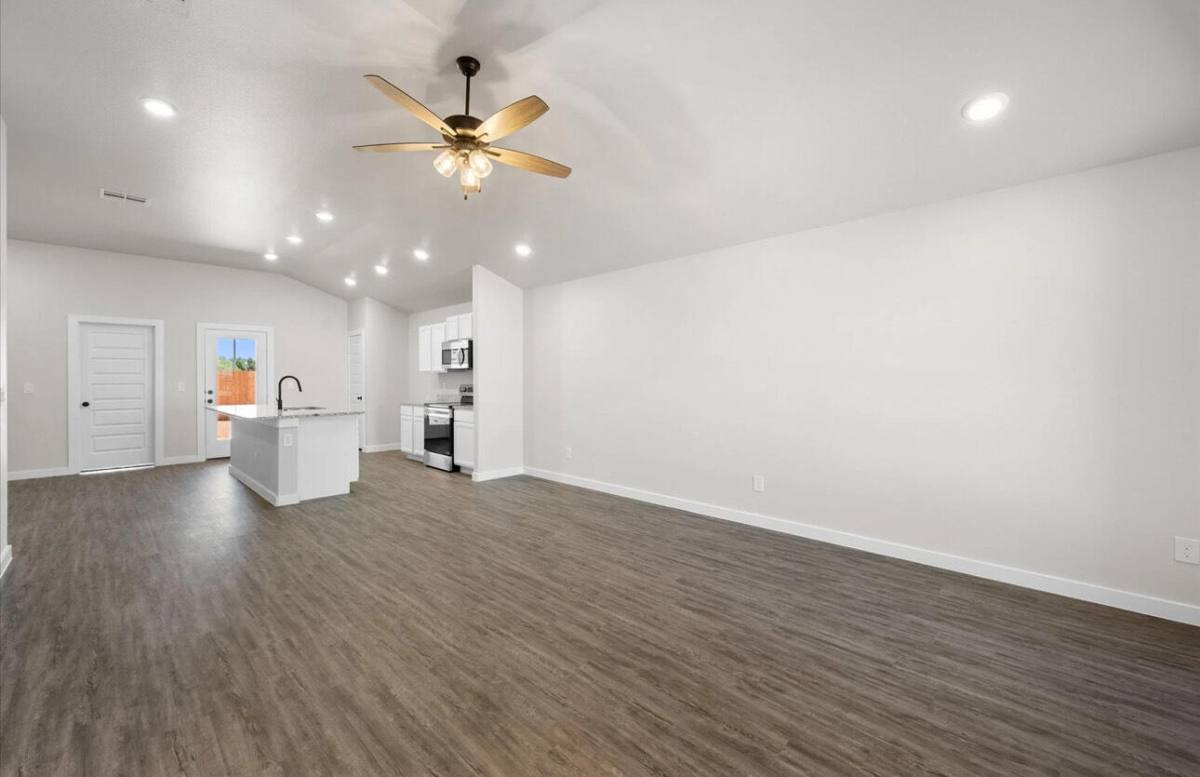 Apartment for rent at 2154 Kokomo Ave, Lubbock, TX 79407