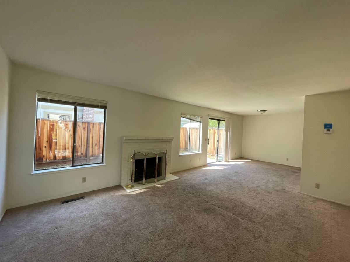 Townhouse for rent at 3443 Homestead Rd, Santa Clara, CA 95051