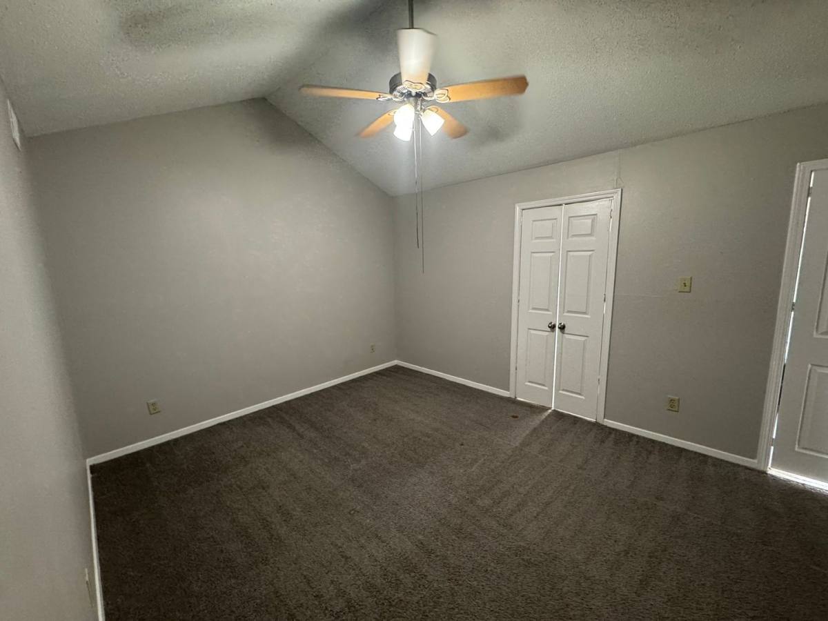 Townhouse for rent at 5252 Scottsdale Ave, Memphis, TN 38118
