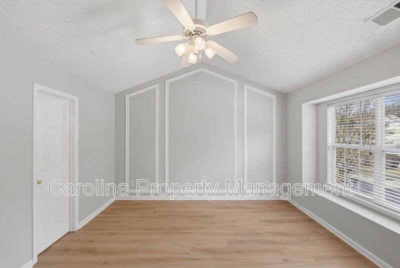 Townhouse for rent at 8144 Christmas Court, Charlotte, NC 28216