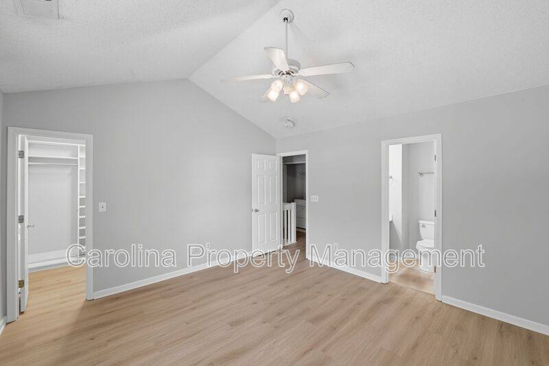 Townhouse for rent at 8144 Christmas Court, Charlotte, NC 28216