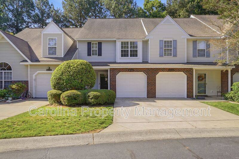Townhouse for rent at 8144 Christmas Court, Charlotte, NC 28216
