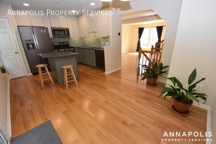 Townhouse for rent at 8735 Thornbrook Dr, Odenton, MD 21113