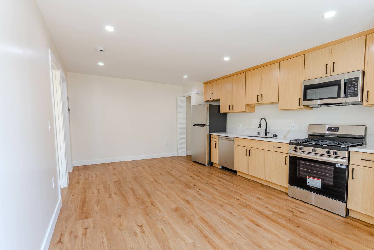 Apartment for rent at 456 S Breed St, Los Angeles, CA 90033