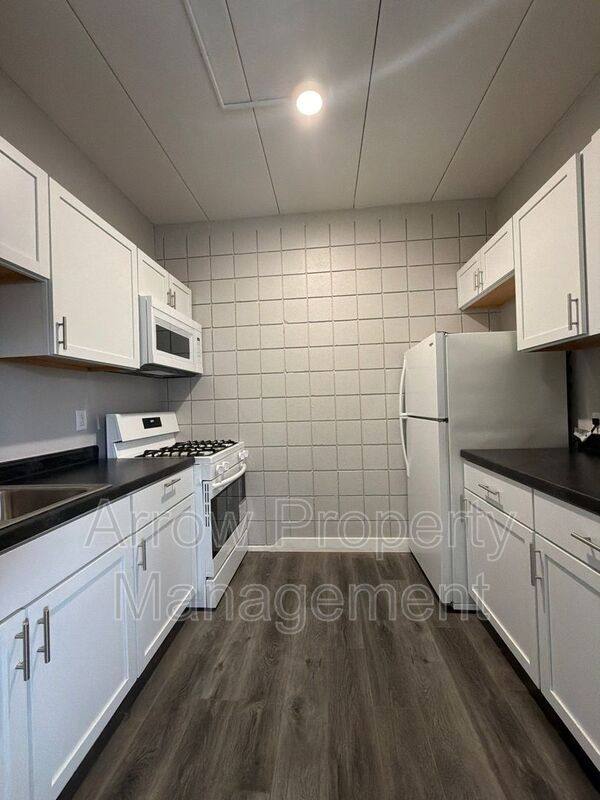Apartment for rent at 877 N 26th St #103, Lincoln, NE 68503