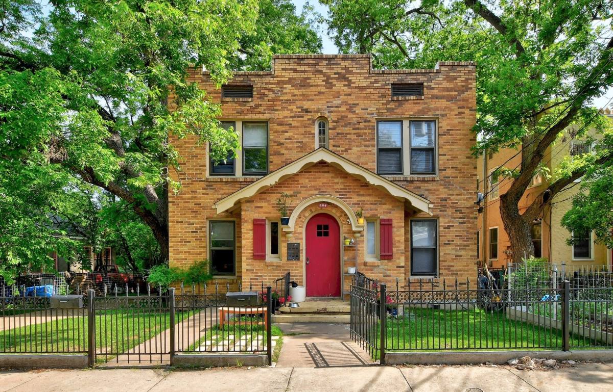 Townhouse for rent at 804 Rutherford Place, Austin, TX 78704