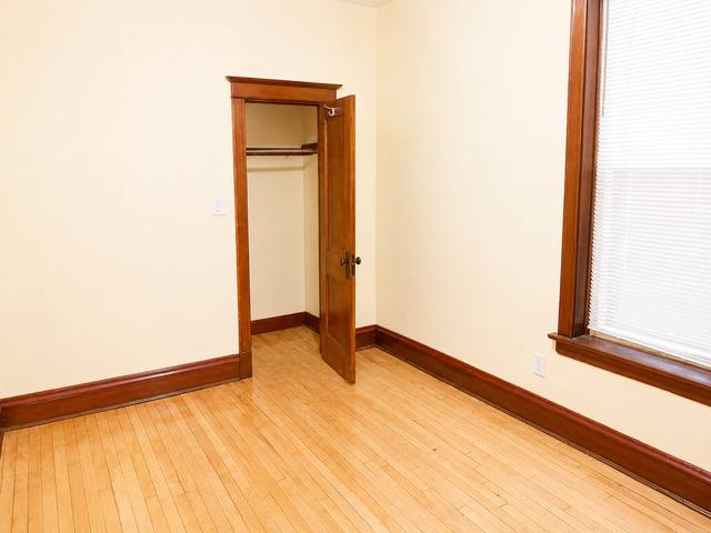 Apartment for rent at 1320 W 64th St #1, Chicago, IL 60636