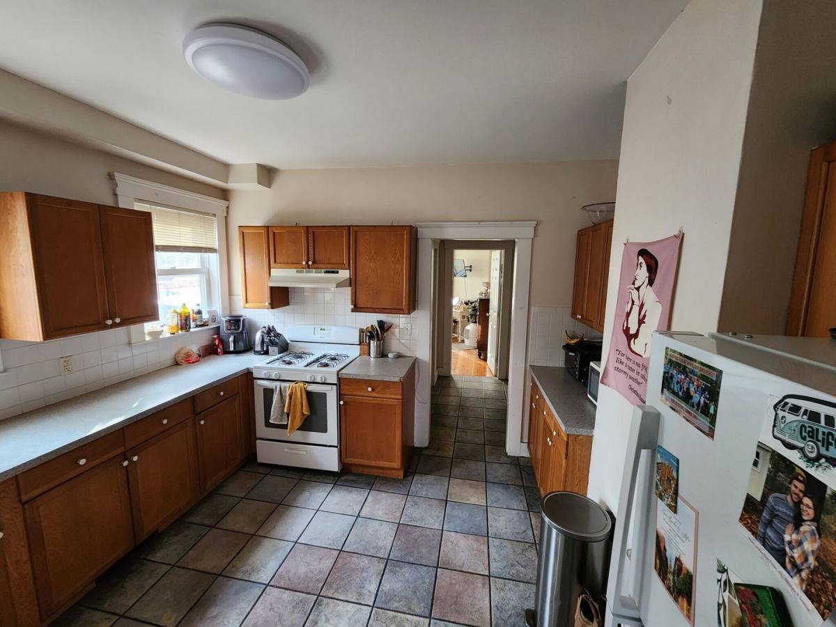 Apartment for rent at 134 Brooks St #1A, Brighton, MA 02135
