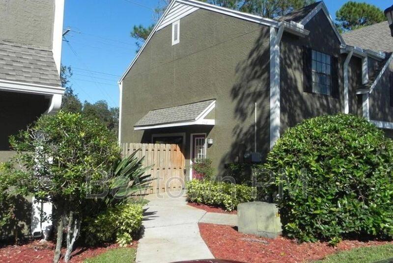 Townhouse for rent at 16547 Lake Brigadoon Circle, Tampa, FL 33618