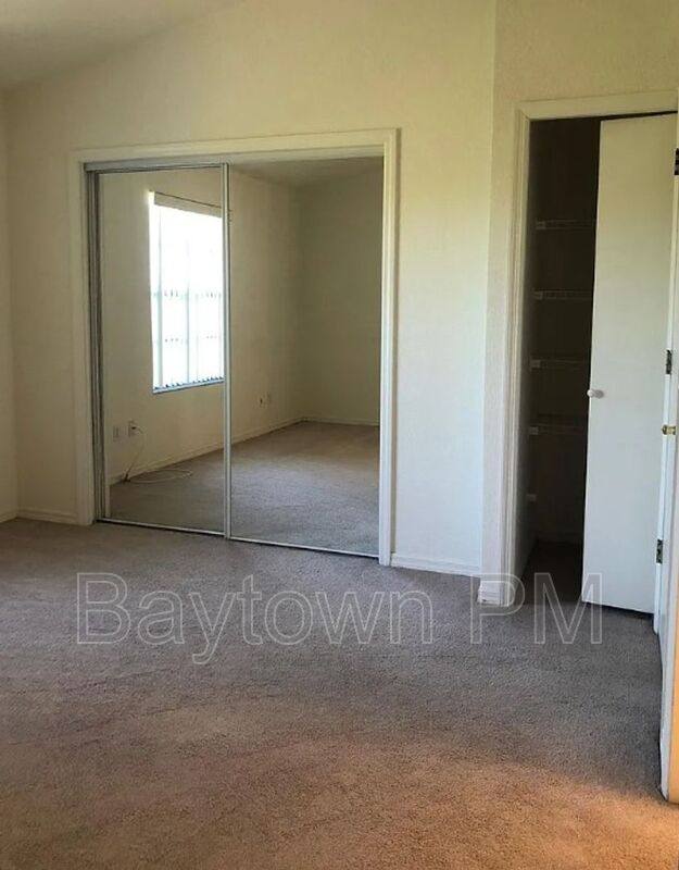 Townhouse for rent at 16547 Lake Brigadoon Circle, Tampa, FL 33618