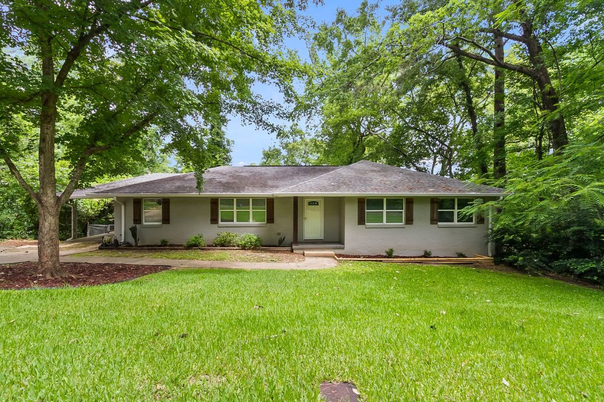 House for rent at 3 Hickory Lane, Tuscaloosa, AL 35404
