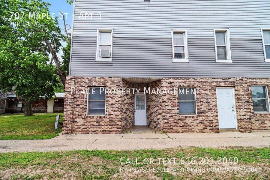 Apartment for rent at 707 Maple St #5, Big Rapids, MI 49307