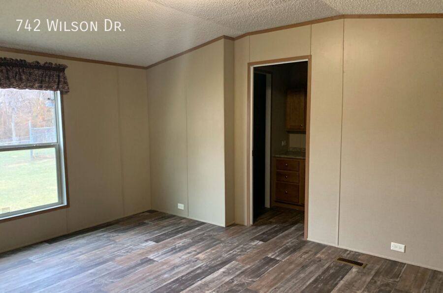 House for rent at 742 Wilson Dr, Towanda, KS 67144