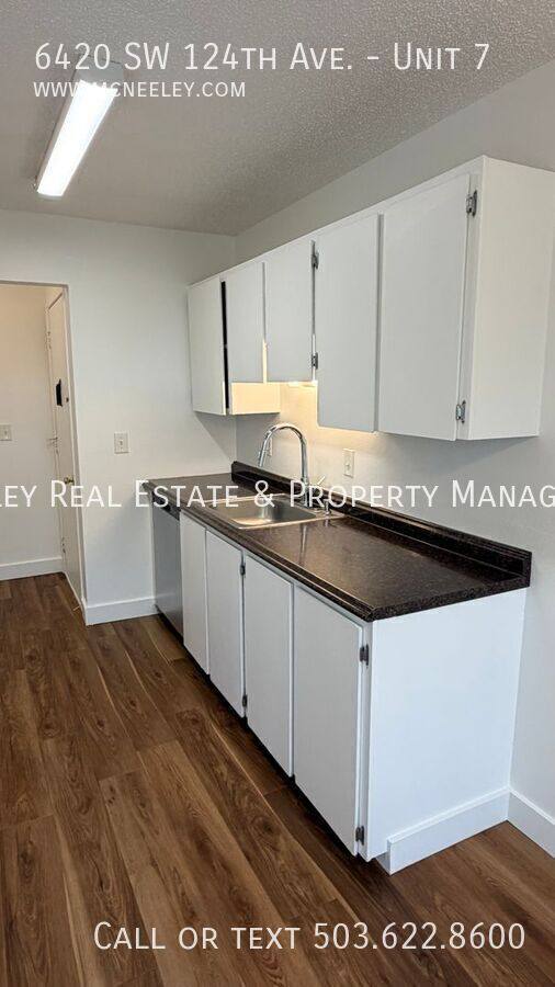 Apartment for rent at 6420 SW 124th Ave #7, Beaverton, OR 97008