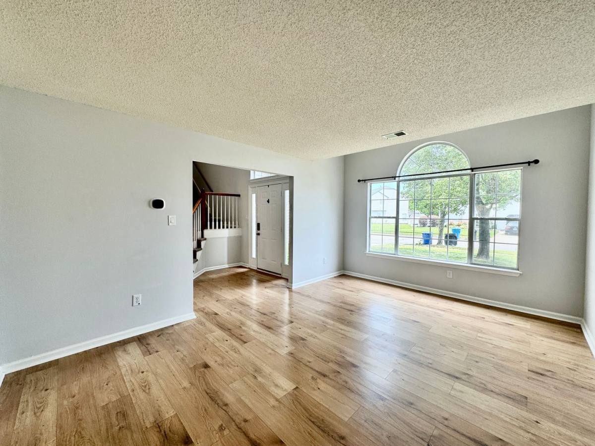House for rent at 2424 Seven Kings Rd, Virginia Beach, VA 23456