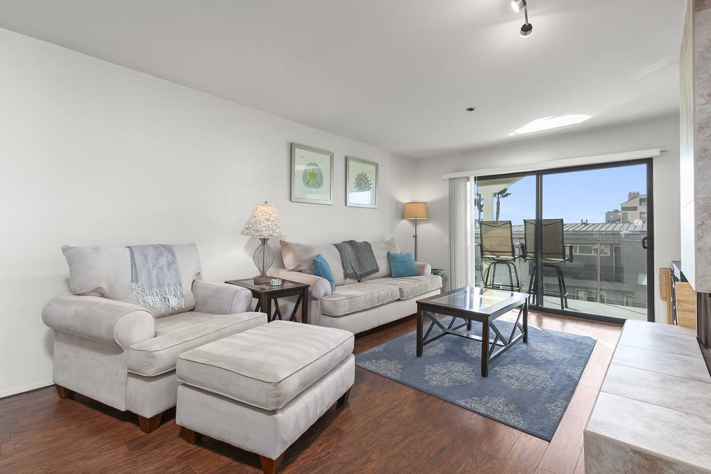 Condo for rent at 4007 Everts St #3A, San Diego, CA 92109