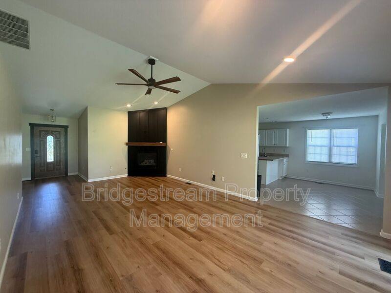 House for rent at 6844 Union Rd, Englewood, OH 45322