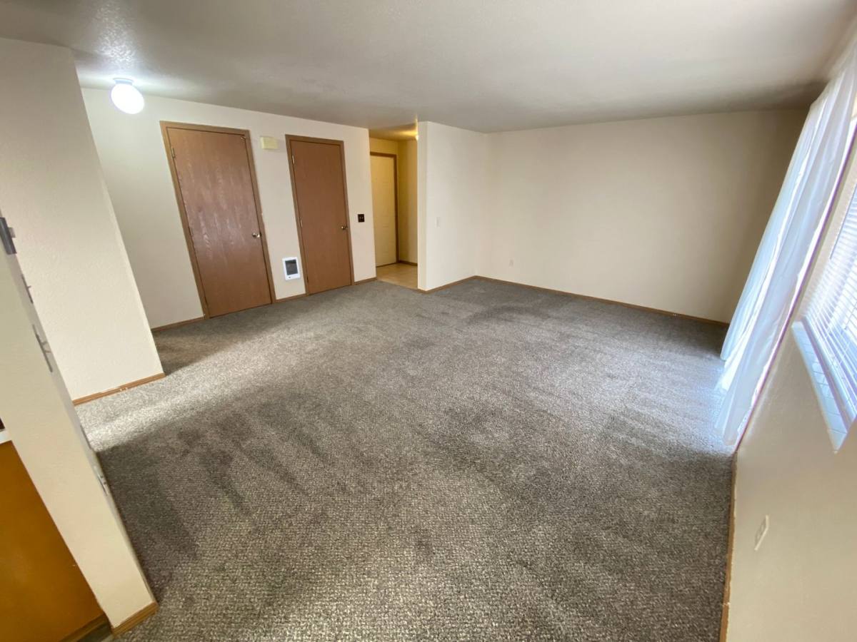 Apartment for rent at 109 S Pearl St, Ellensburg, WA 98926