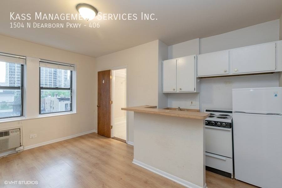 Apartment for rent at 1504 N Dearborn Parkway #406, Chicago, IL 60610