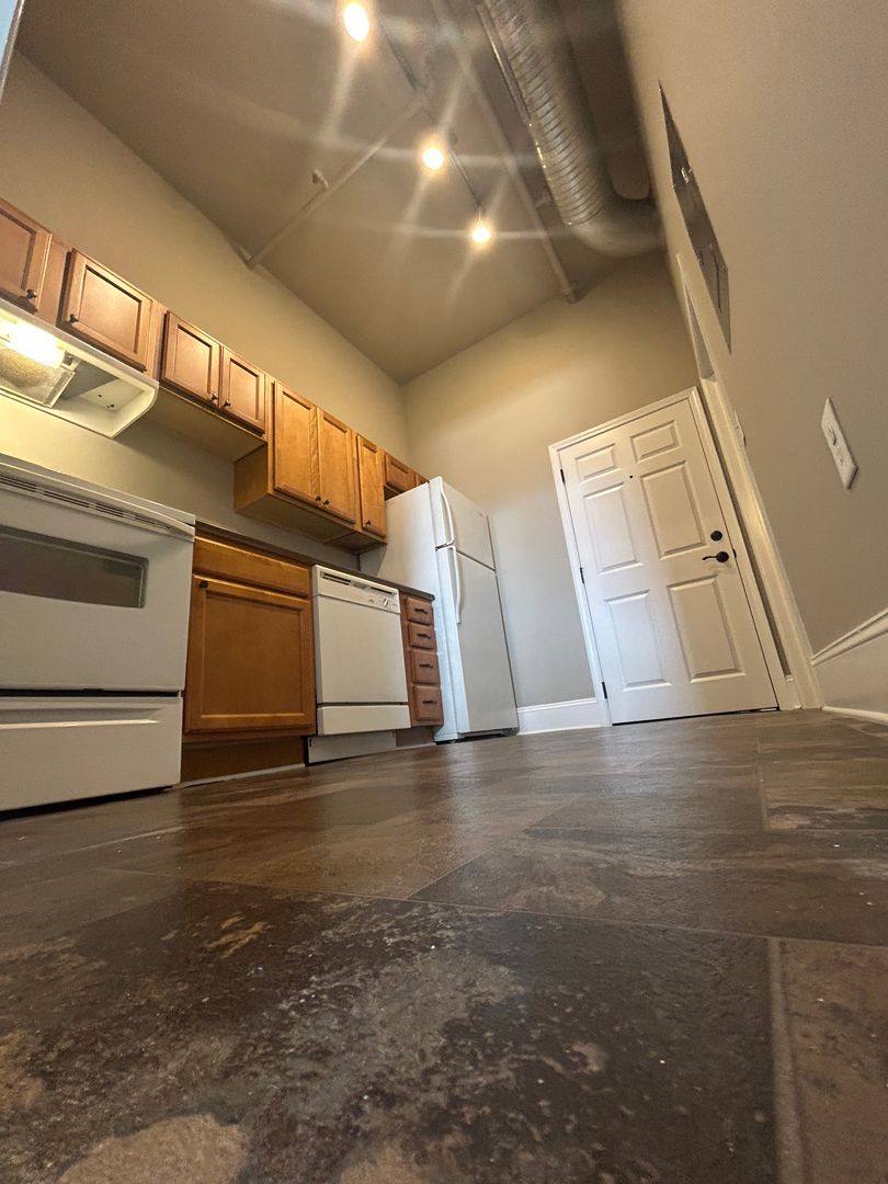 Apartment for rent at 249 Magnolia St, Spartanburg, SC 29306