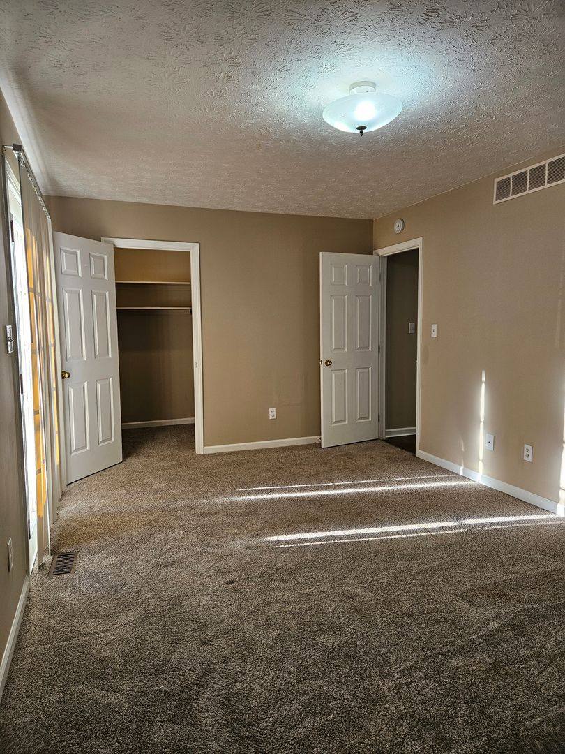 House for rent at 1322 Dale Dr, Winchester, KY 40391