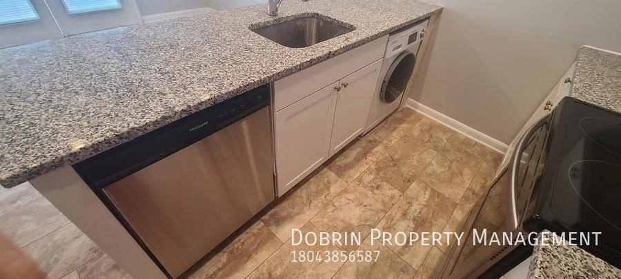 Apartment for rent at 2319 W Main St #B, Richmond, VA 23220