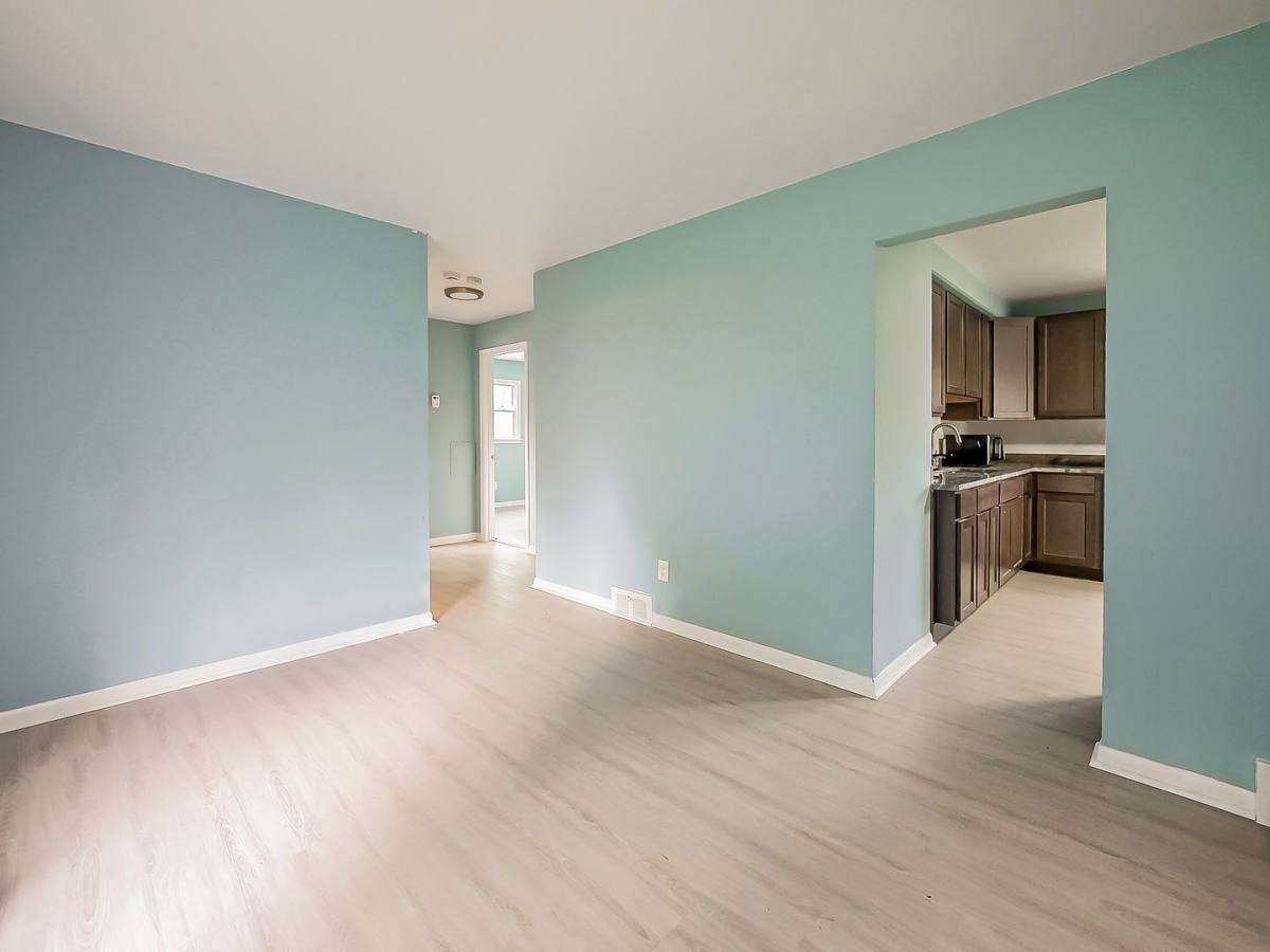 House for rent at 725 Emerson Ave, Pontiac, MI 48340