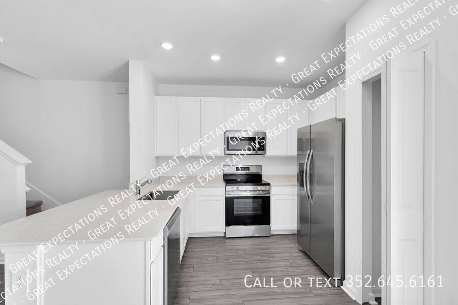 Townhouse for rent at 4915 SW 81st Loop, Ocala, FL 34476