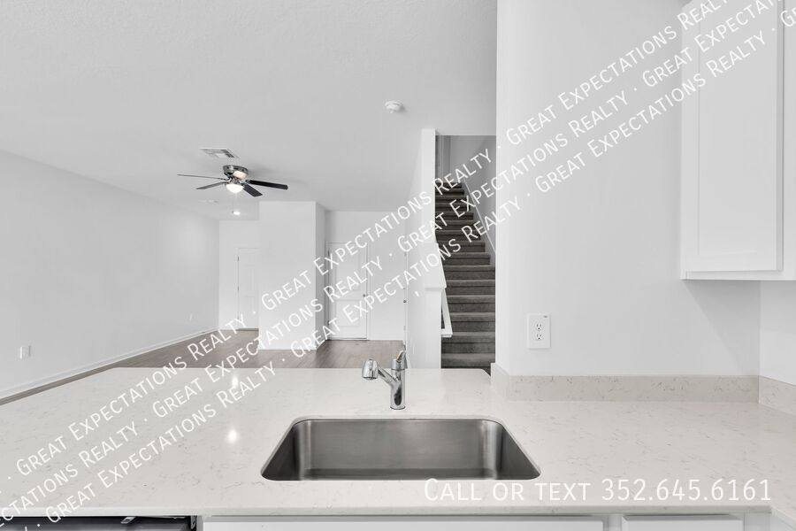 Townhouse for rent at 4915 SW 81st Loop, Ocala, FL 34476