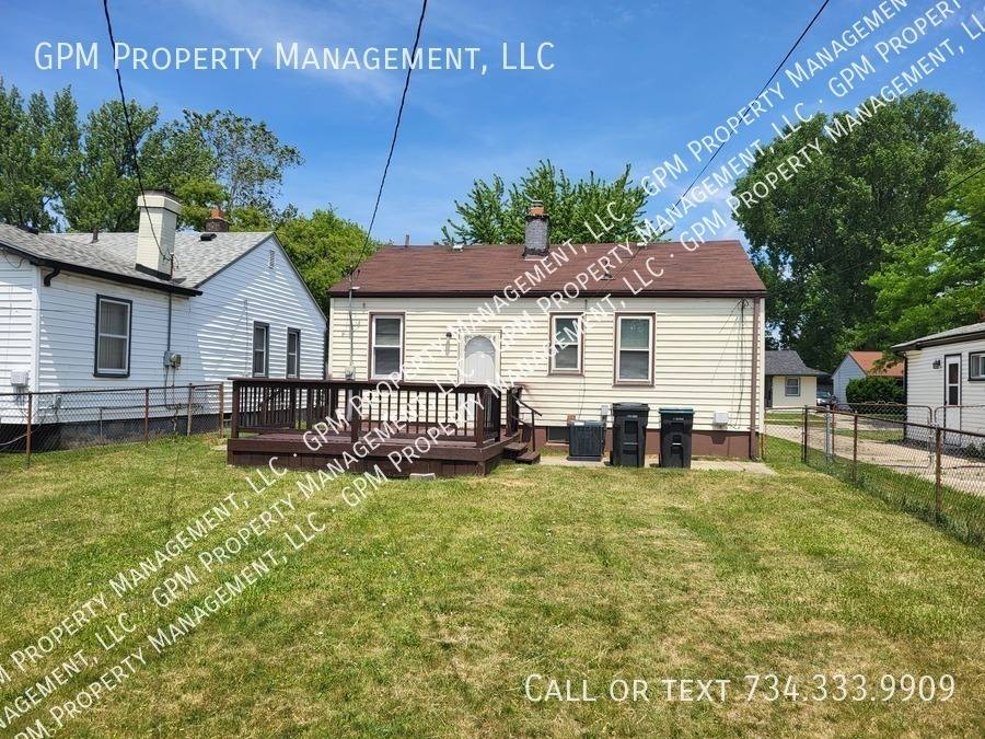 House for rent at 2745 Margaret St, Melvindale, MI 48122