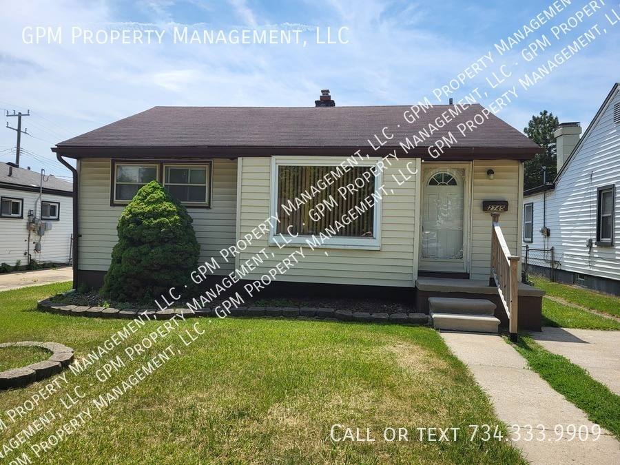 House for rent at 2745 Margaret St, Melvindale, MI 48122