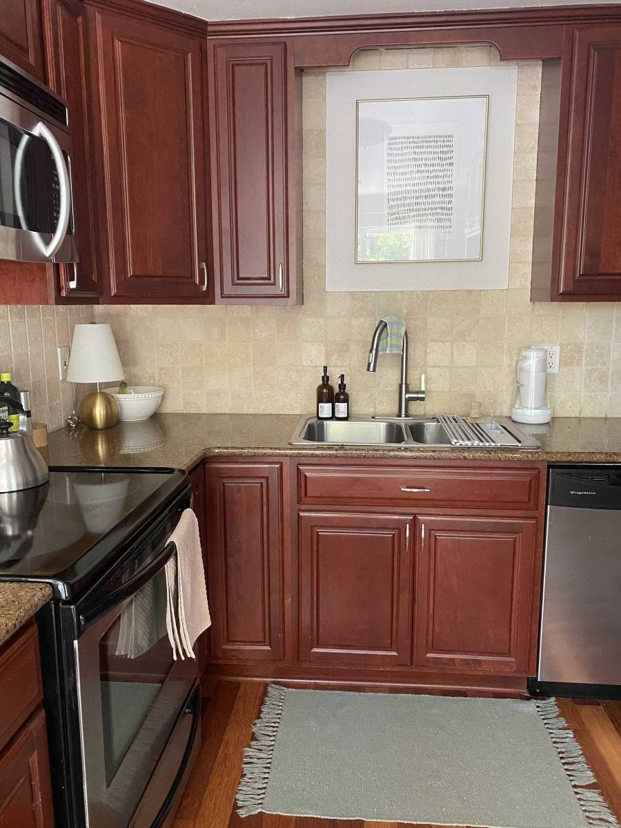 Apartment for rent at 1502 N Steele St #A, Tacoma, WA 98406