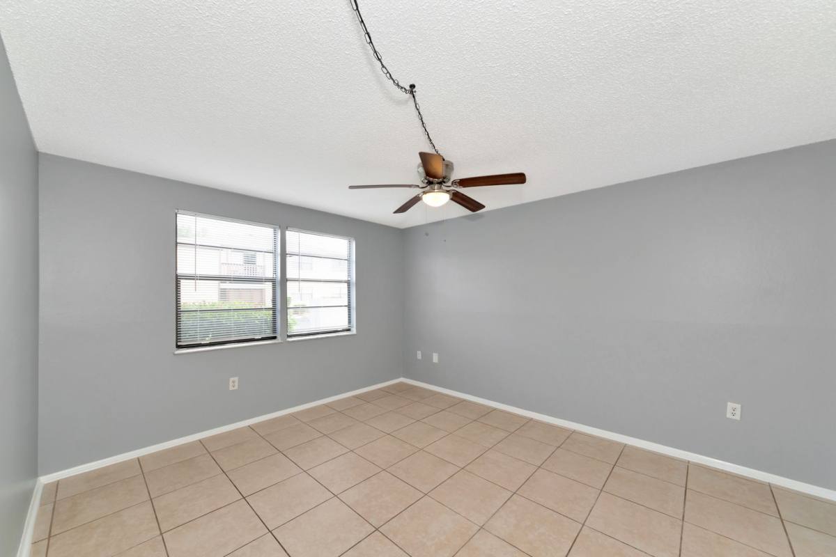 Condo for rent at 5026 Water Oak Dr, Bradenton, FL 34207