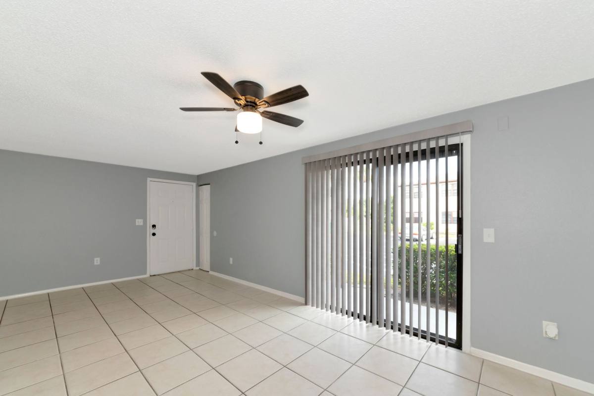 Condo for rent at 5026 Water Oak Dr, Bradenton, FL 34207