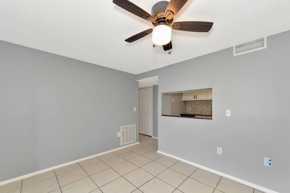 Condo for rent at 5026 Water Oak Dr, Bradenton, FL 34207