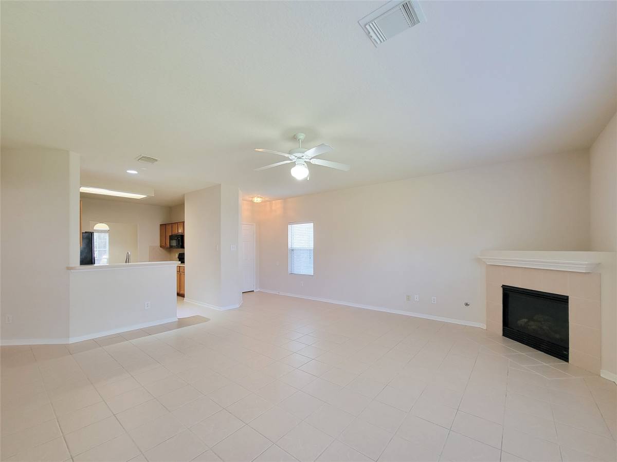 Apartment for rent at 19330 Harvest Stream Way, Houston, TX 77084