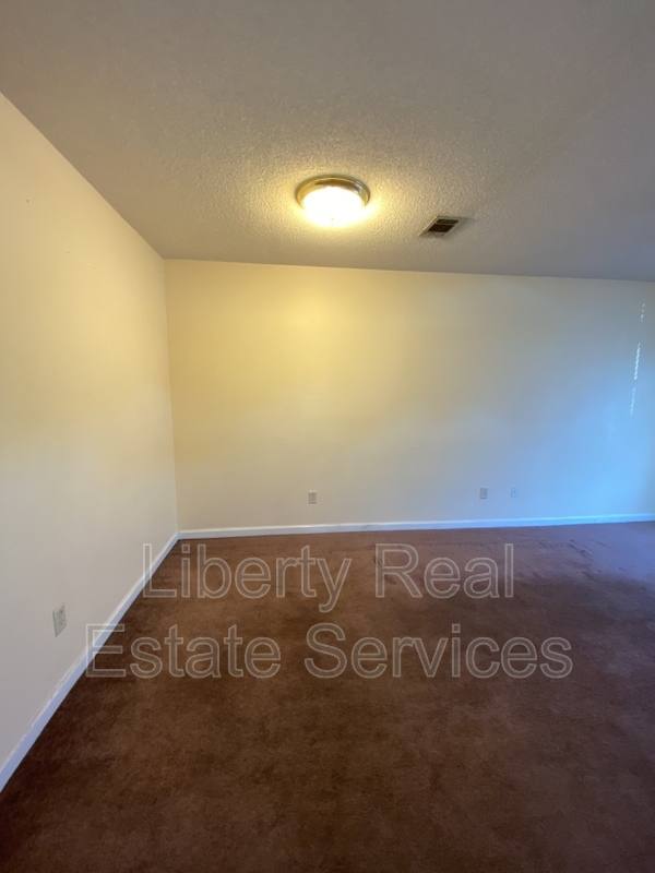 Apartment for rent at 1100 Pineland Ave #8C, Hinesville, GA 31313