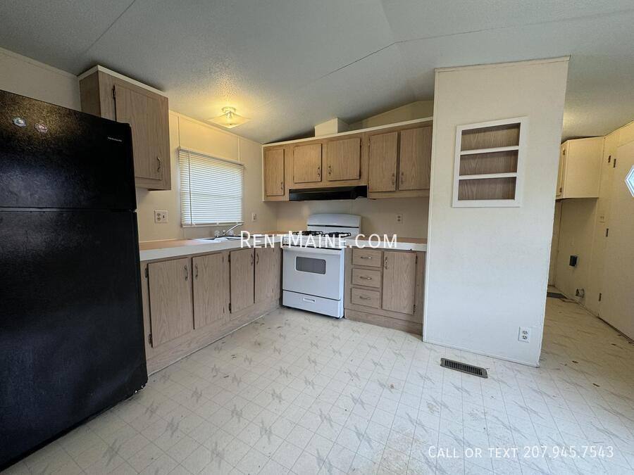 Apartment for rent at 25 Morton Ave #A3, Dover Foxcroft, ME 04426
