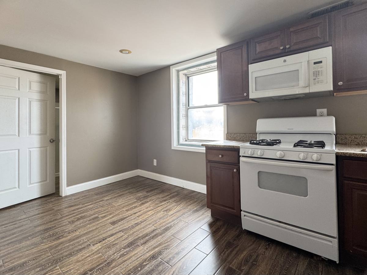 Condo for rent at 829 SW Blvd #2, Kansas City, MO 64108