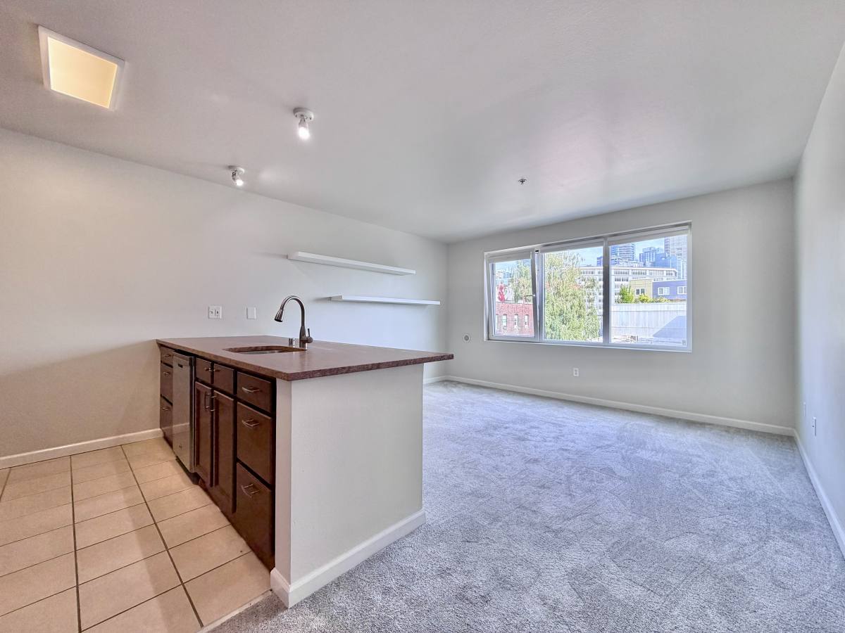Apartment for rent at 2504 Western Ave #623, Seattle, WA 98121