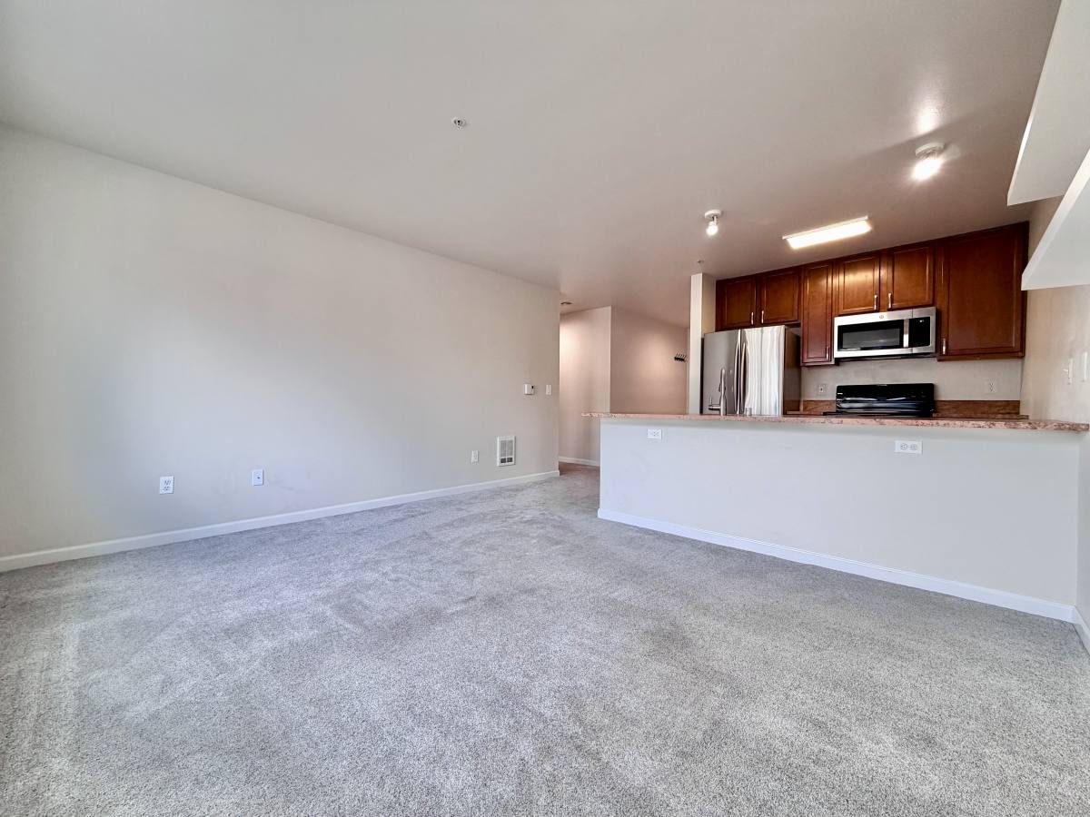 Apartment for rent at 2504 Western Ave #623, Seattle, WA 98121