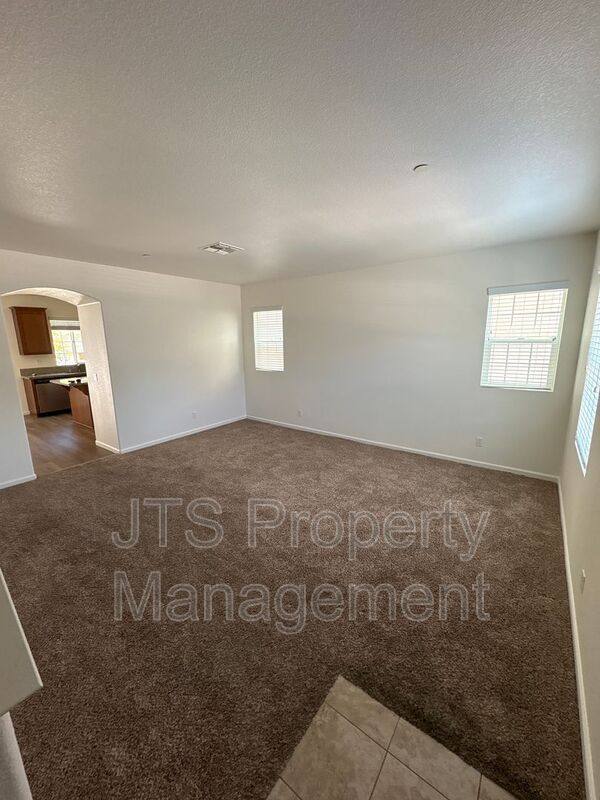 House for rent at 451 Ashwick Loop, Sacramento, CA 95823
